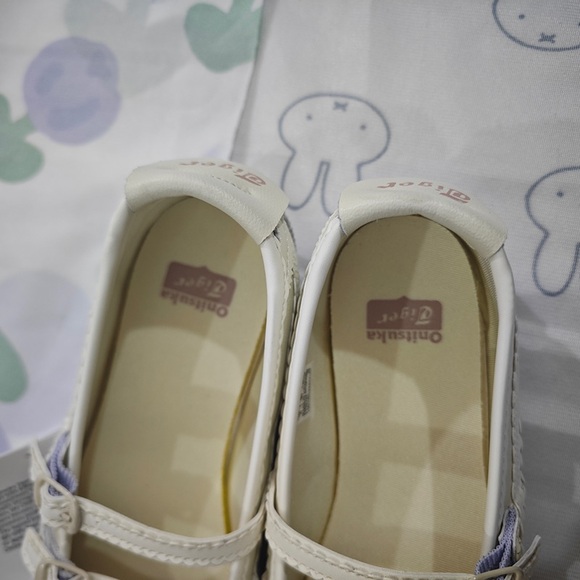 Onitsuka Tiger Off-White Mary Jane Shoes - Picture 5 of 7